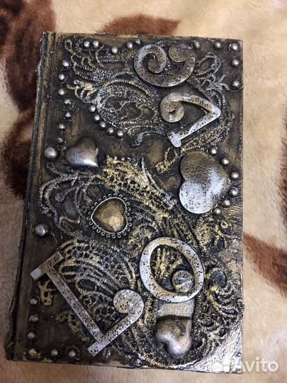Книга шкатулка