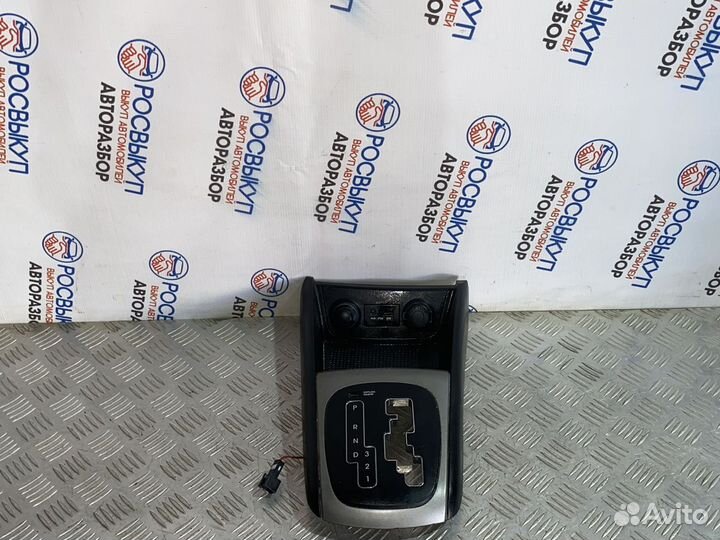 Накладка селектора АКПП Hyundai i30 (FD) I рестайл