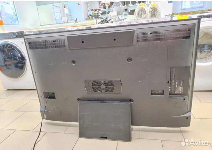 LED телевизор Hisense 55U8HQ