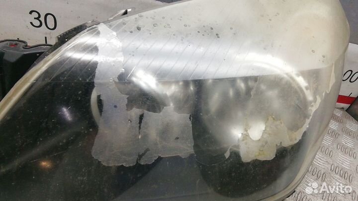 Фара левая Opel Astra H 2005