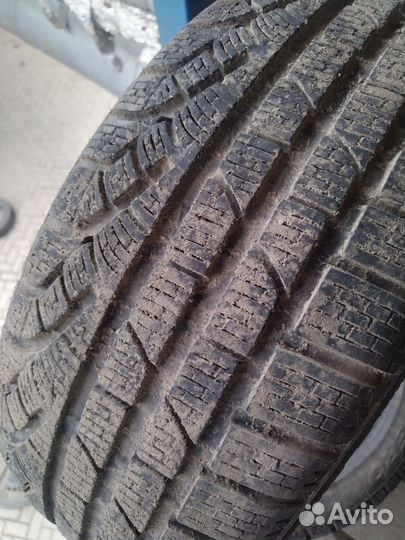 Pirelli Winter Sottozero 205/50 R17