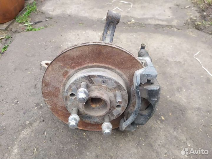 Поворотный кулак Chevrolet spark перед правый