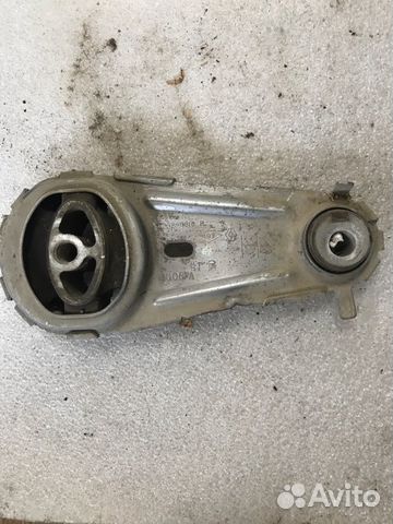 Подушка кпп Renault Fluence 2.0 2011