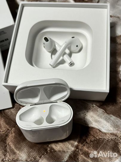 AirPods 2 оригинал