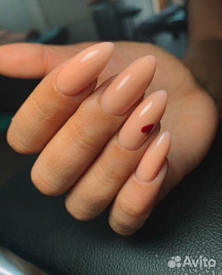 Маникюр