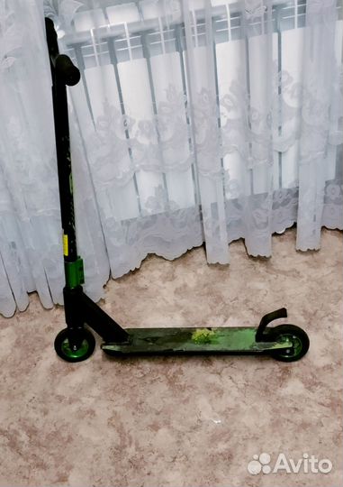 Трюковой самокат