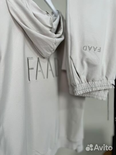 Костюм мужской