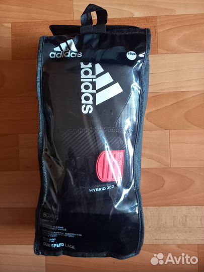 Боксерские перчатки 16oz