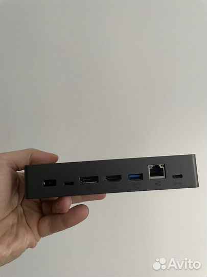 Док-станция Lenovo Thunderbolt 3 Essential Dock