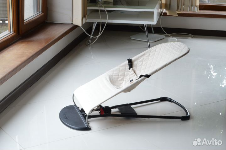 Шезлонг детский babybjorn