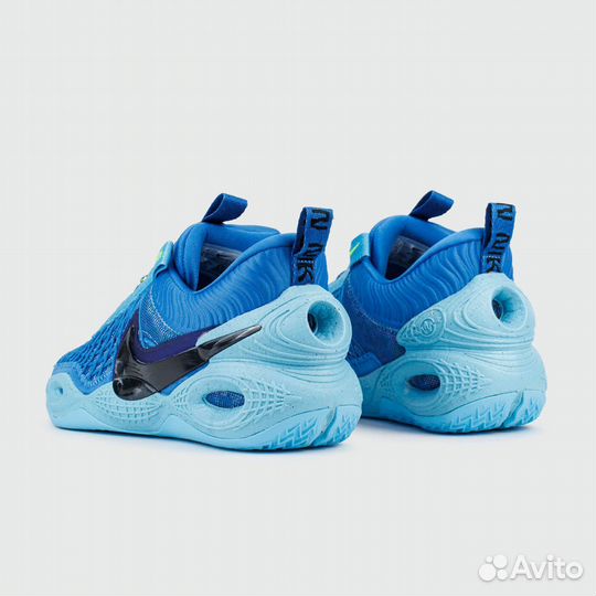 Кроссовки Nike Cosmic Unity