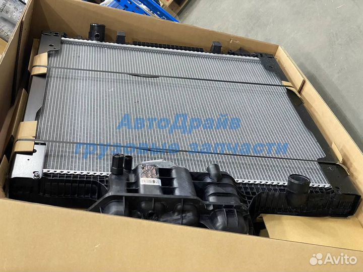 Радиатор охлаждения Ман Тга Тгс Тгх