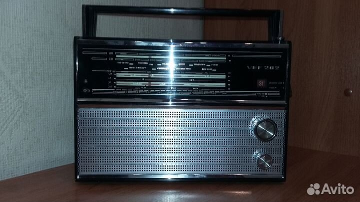 Радиоприемник cccр VEF 202