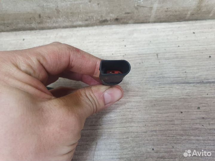 Датчик ABS передний Ford Fiesta Mk5 (2002—2008)