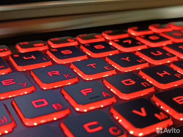 Игровой MSi 15.6''FullHD Core i5 8300H 16Gb 1050Ti