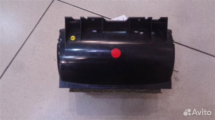 Подстаканник консоли кпп Nissan Fuga 2004-2009