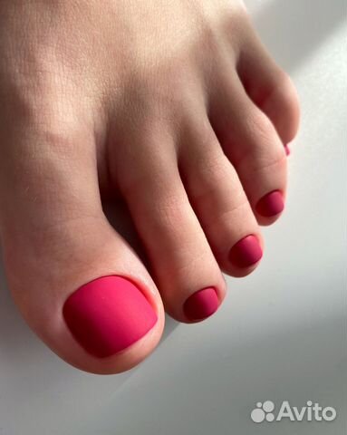 Педикюр и маникюр