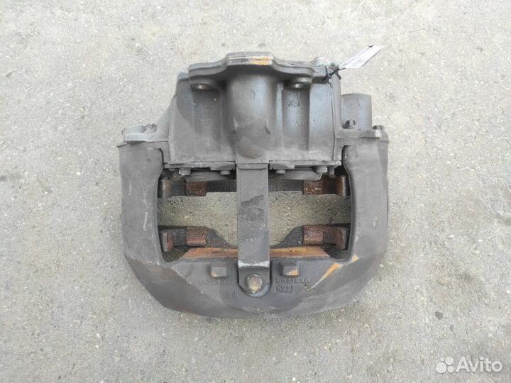 Суппорт тормозной задний правый Volvo Fh 4