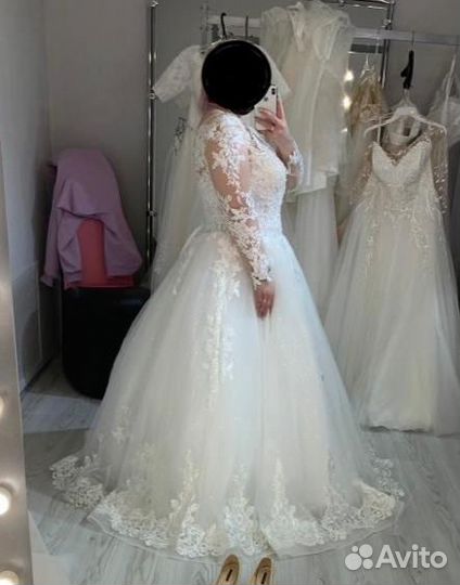 Свадебное платье