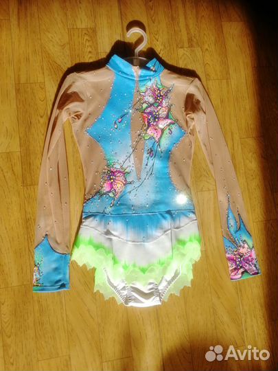 Костюм для художественной гимнастики