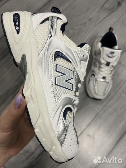 Кроссовки new balance 530 белые