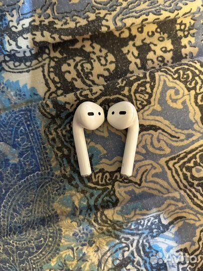 Airpods