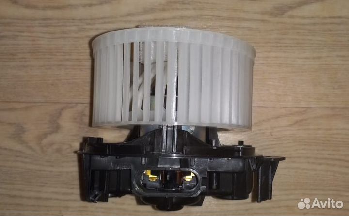 Мотор отопителя салона Renault Logan 20052022