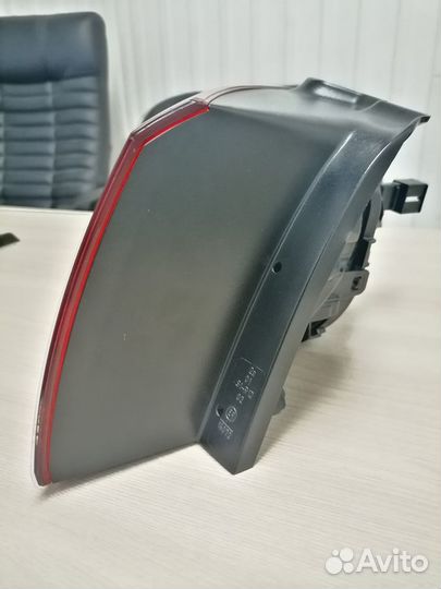 Задний левый фонарь VW Golf 7 2013-2017