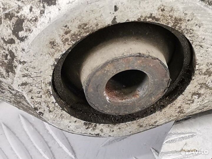 Рычаг передний левый Volkswagen Touareg