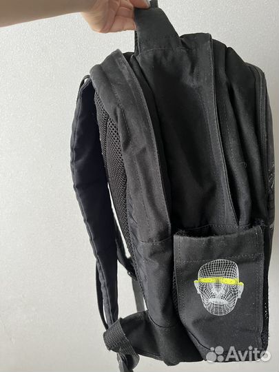Рюкзак школьный