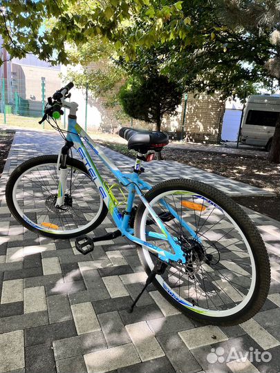 Горный женский велосипед stels Miss 5100