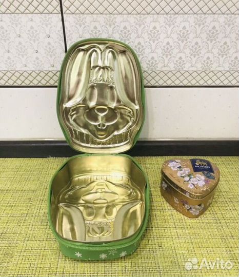 Коробки шкатулки жестяные