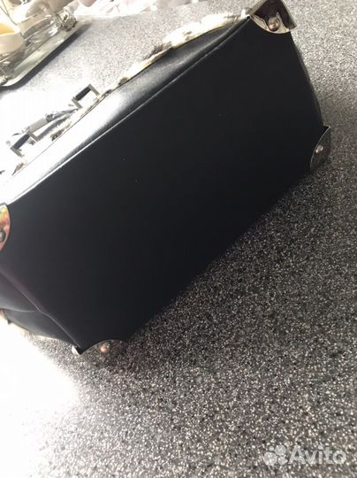 Сумка женская меховая новая США