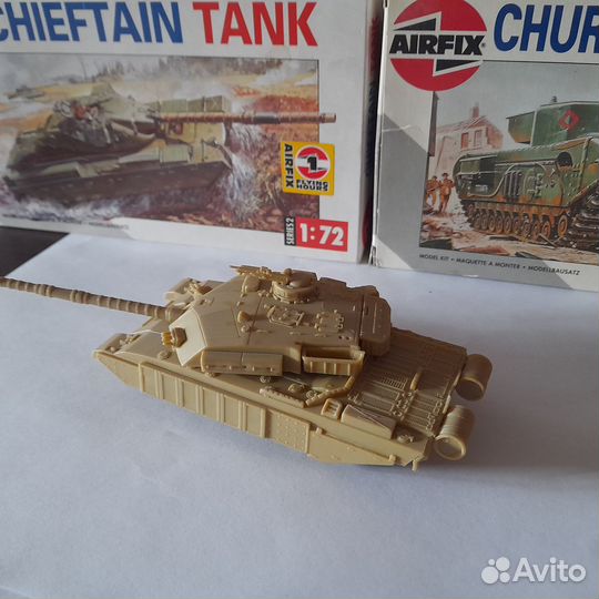 Модель танка Челленджер 2