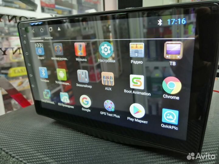 Магнитола на Android на Toyota Rav4 в штатное мест