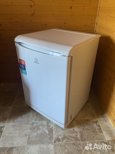 Мини холодильник indesit