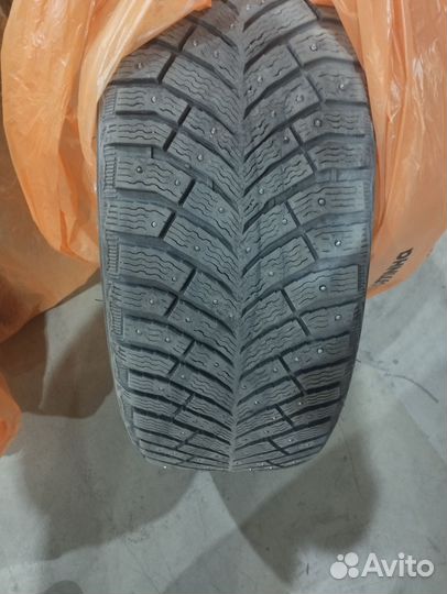 Michelin X-Ice North 225/55 R18