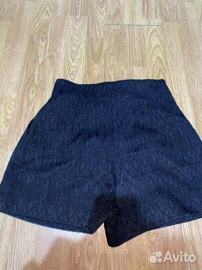 Шорты женские