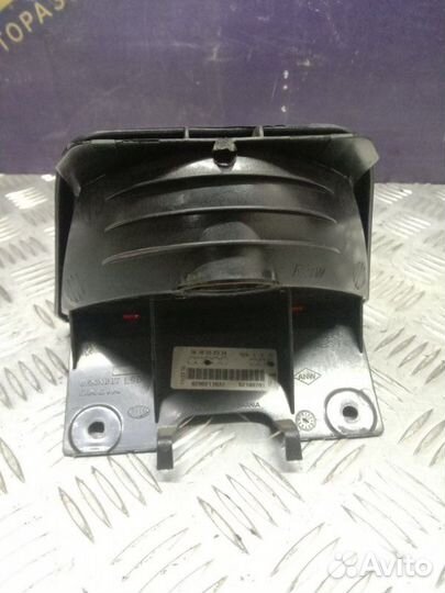 Стоп-сигнал задний Renault Logan 1 седан K7J 710