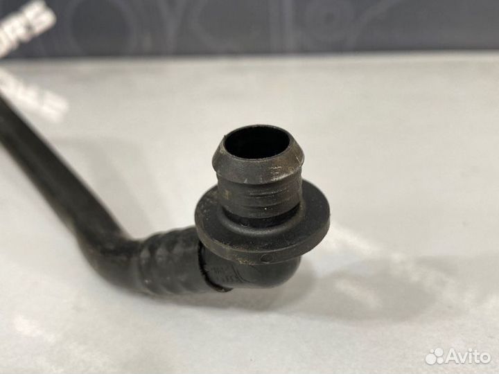 Шланг вакуумный передний Audi A4 Avant B7 BWE 2008