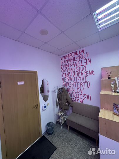 Сдам место мастеру маникюра/педикюра