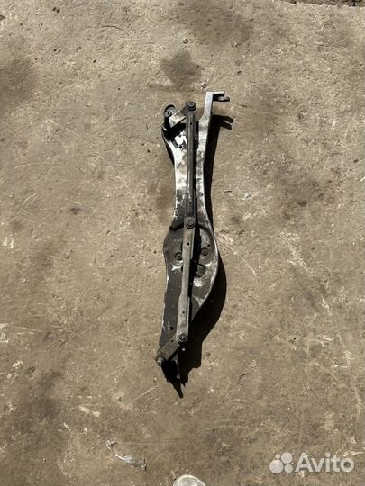 Cadillac srx трапеция дворников с моторчиком