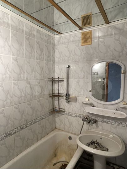 3-к. квартира, 58 м², 5/5 эт.