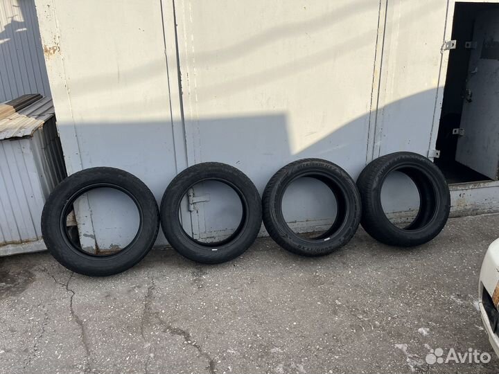 Goodyear UltraGrip Ice 235/55 R18