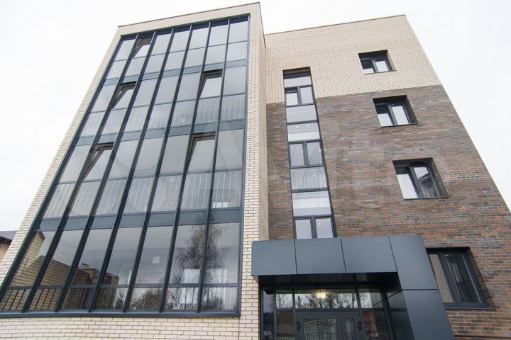 2-к. квартира, 75,1 м², 1/4 эт.