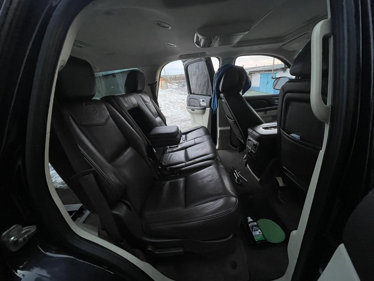 Cadillac Escalade: фото владельца