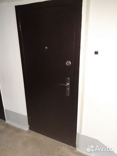 Дверь входная бу