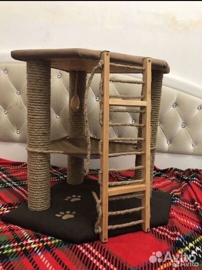 Когтеточка домик для кошки новая