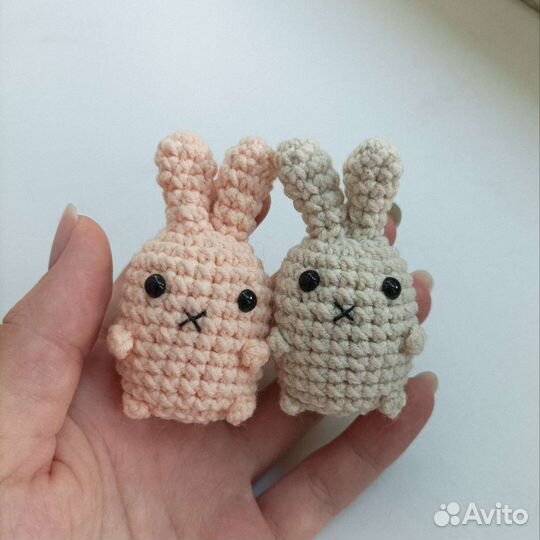 Вязаный зайчик