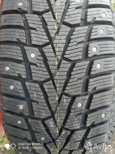 Roadstone Winguard WinSpike SUV 255/60 R18